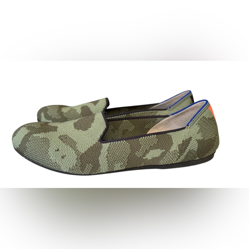 EUC Rothy’s The Kids Loafer Olive camo